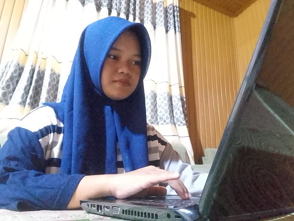 Video Editing (CapCut & Premiere Pro)