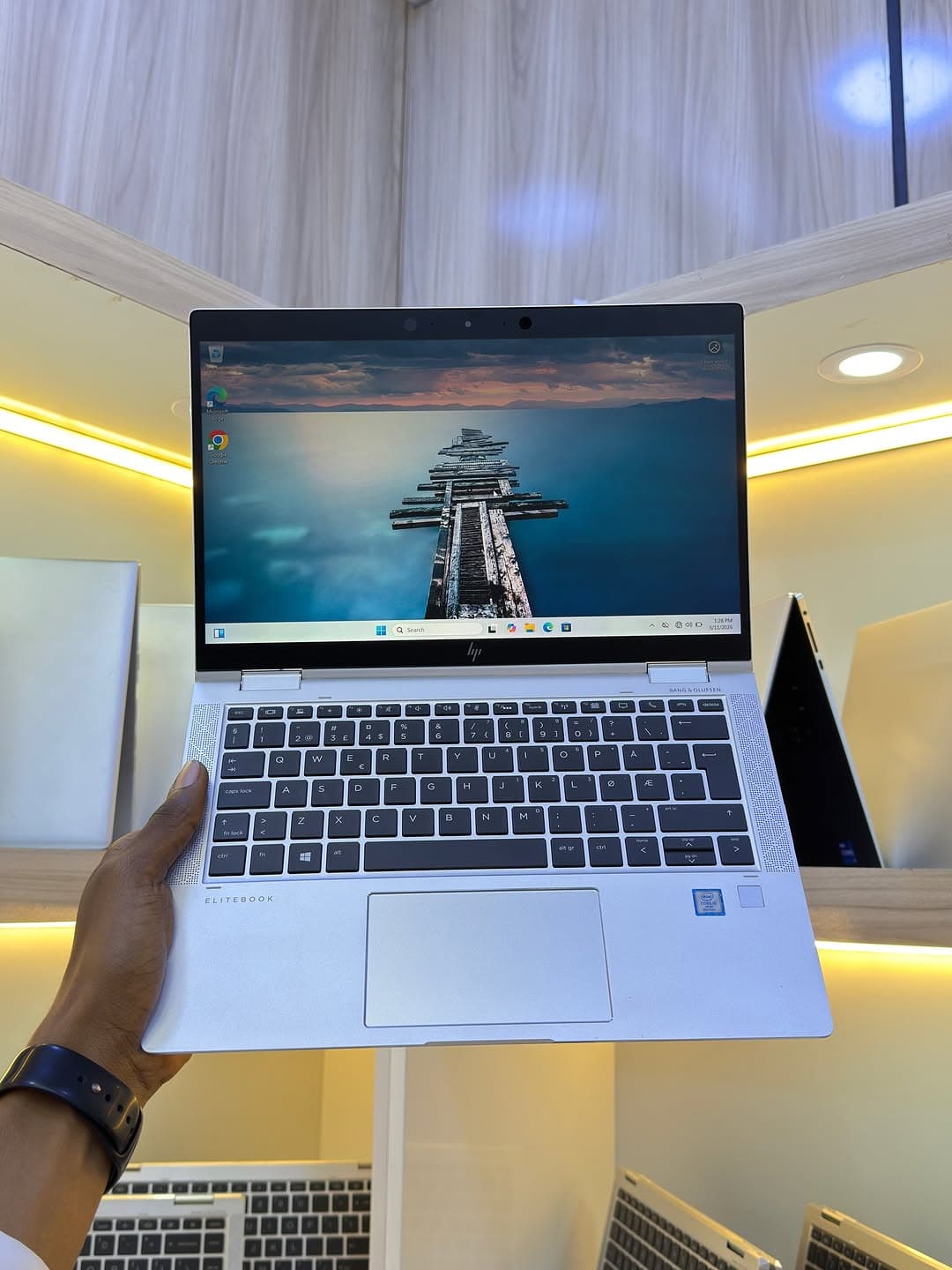 HP EliteBook x360 1030 (Core i5)