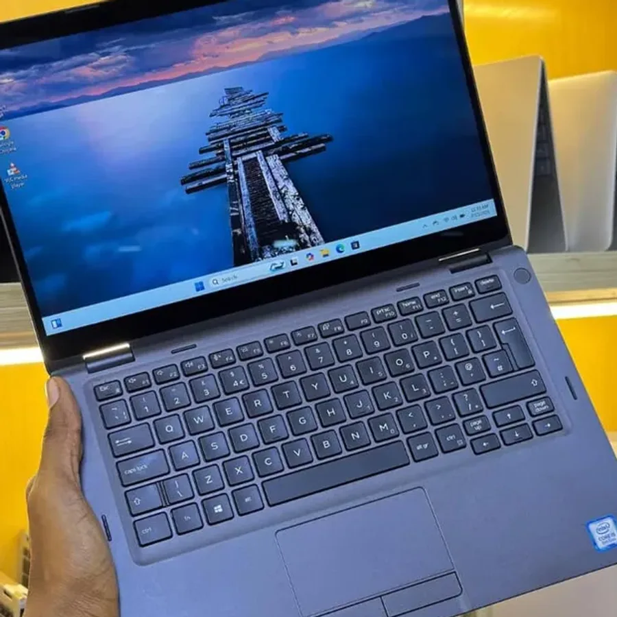 Dell Latitude E7270 view 2