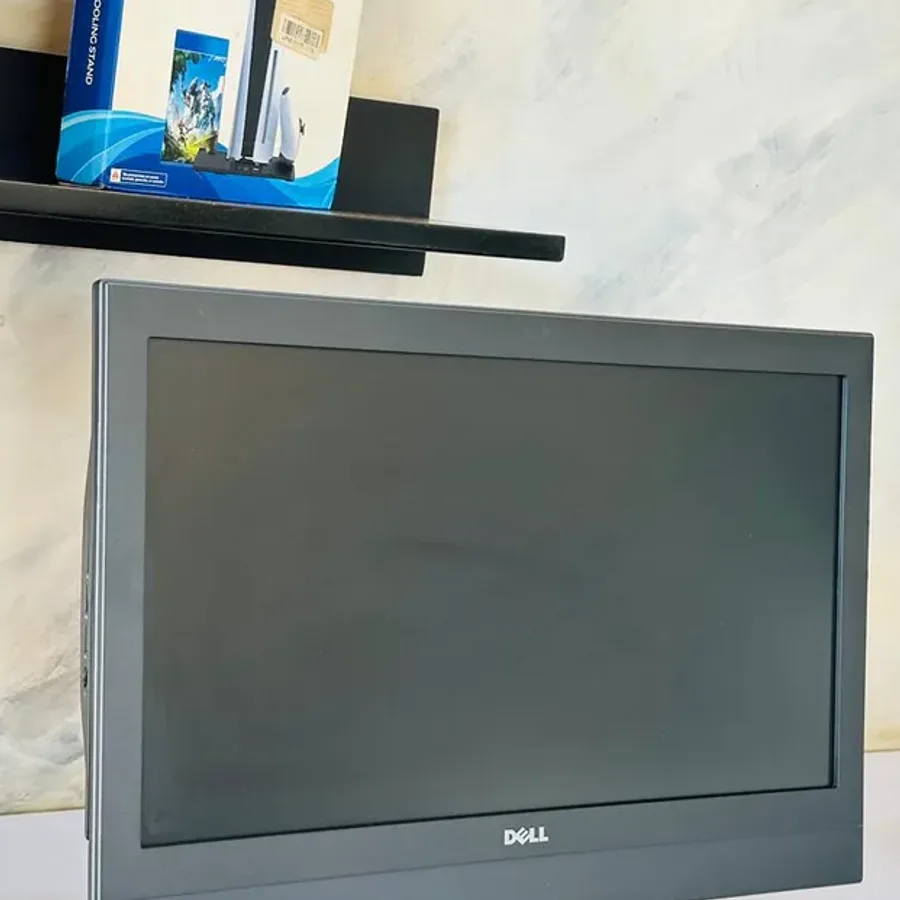 Dell OptiPlex 7010 SFF view 2