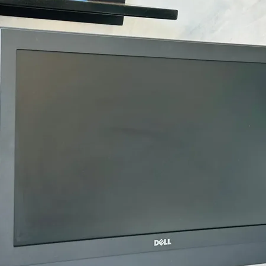 Dell OptiPlex 7010 SFF view 3