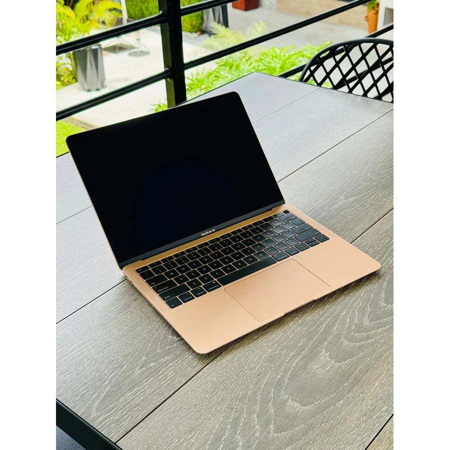 Apple MacBook Air M1