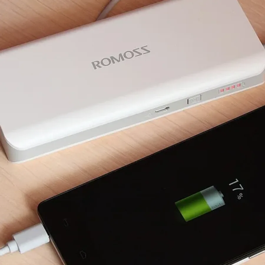 Mercury 10,000mAh Power Bank view 3