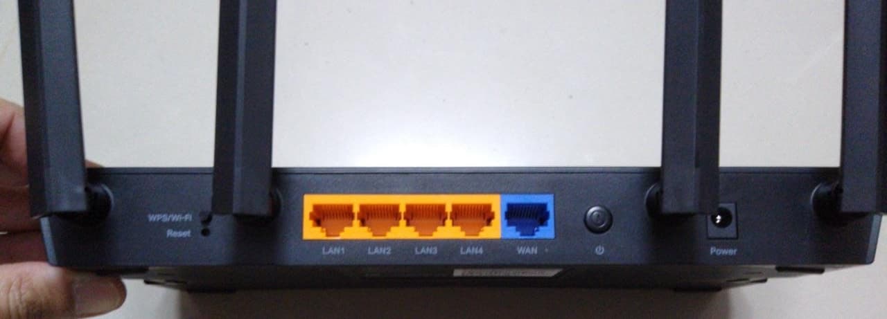 TP-Link RE200 WiFi Extender