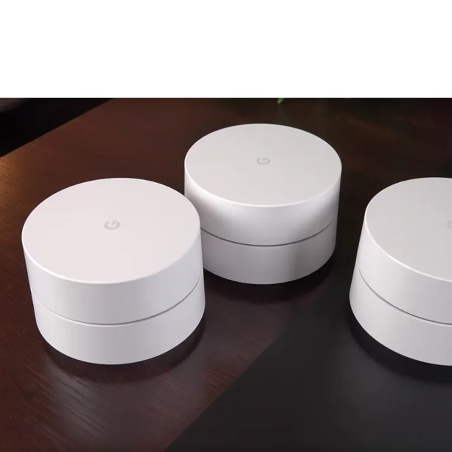 TP-Link RE200 WiFi Extender view 2