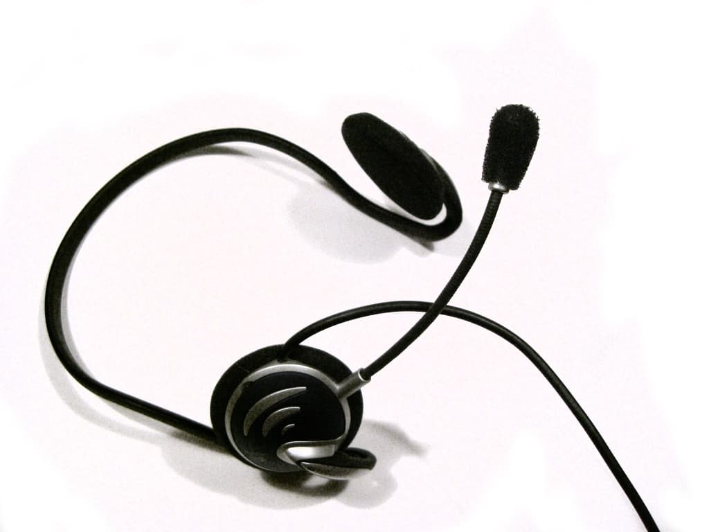 HP Stereo Headset H100