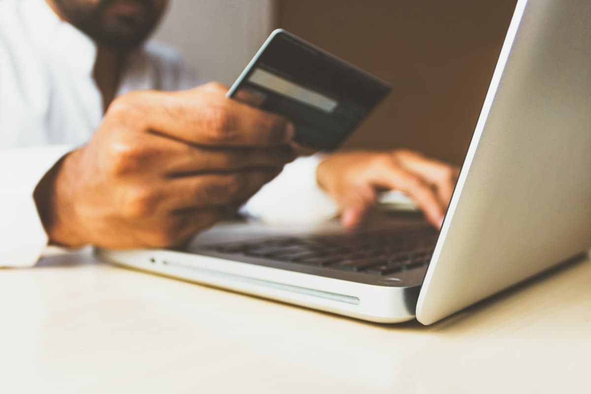 Retail E-commerce Store