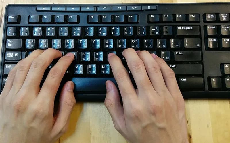 Fast & Accurate Typing