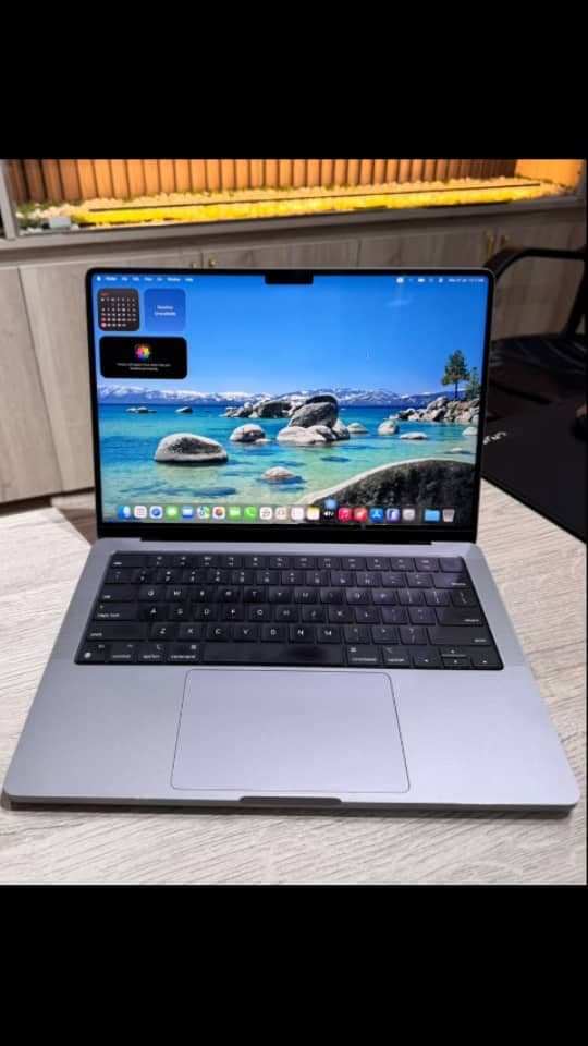 Apple MacBook Pro 14" (M1 Pro)