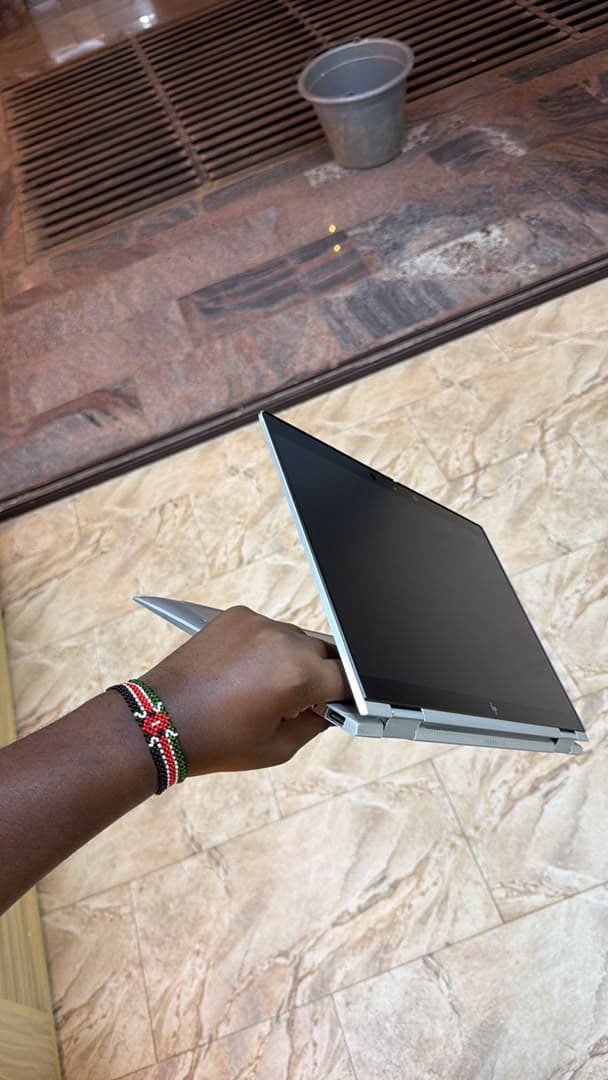 HP EliteBook x360 (Core i5)