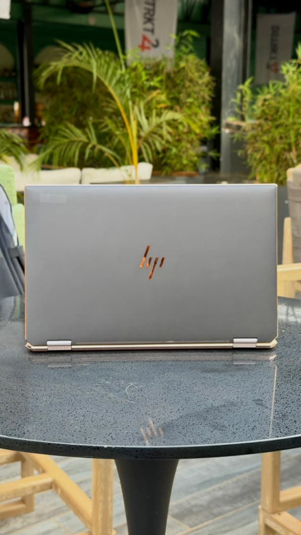 HP Spectre x360 (Core i7)