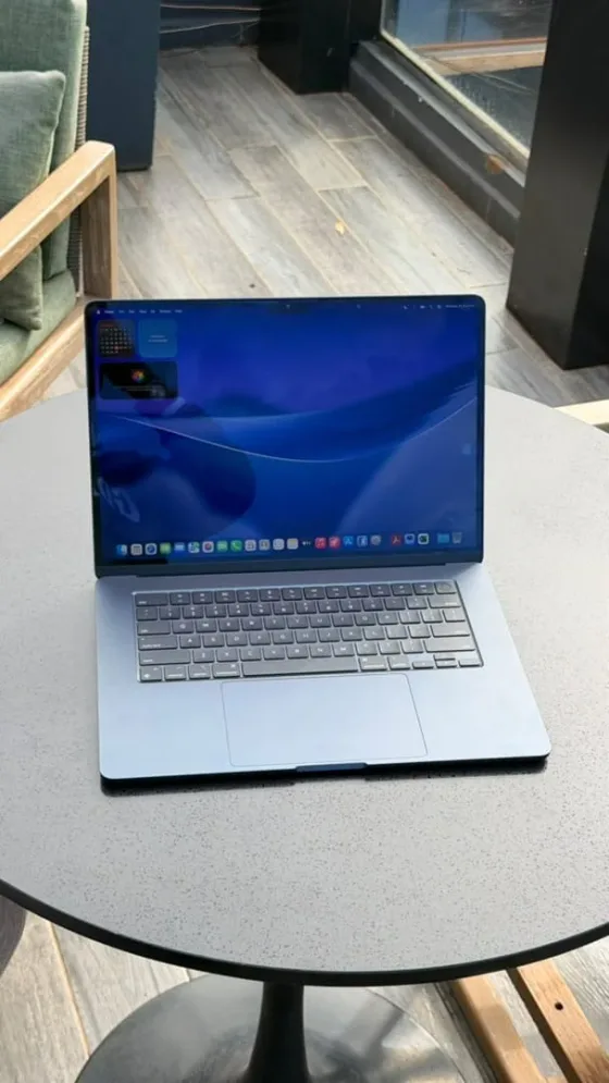 Apple MacBook Air 15 (Midnight)
