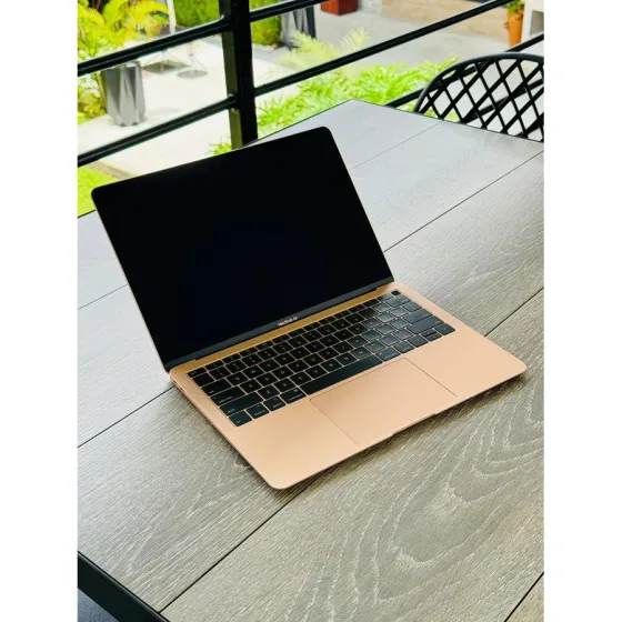 Apple MacBook Air M1