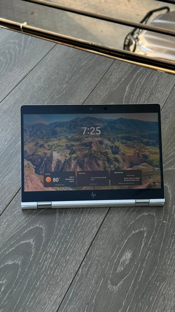 HP EliteBook x360 (Core i5) view 2